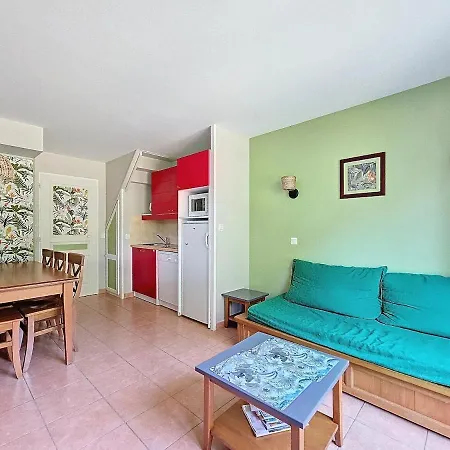 Maison De 3 Pieces Du 47 *